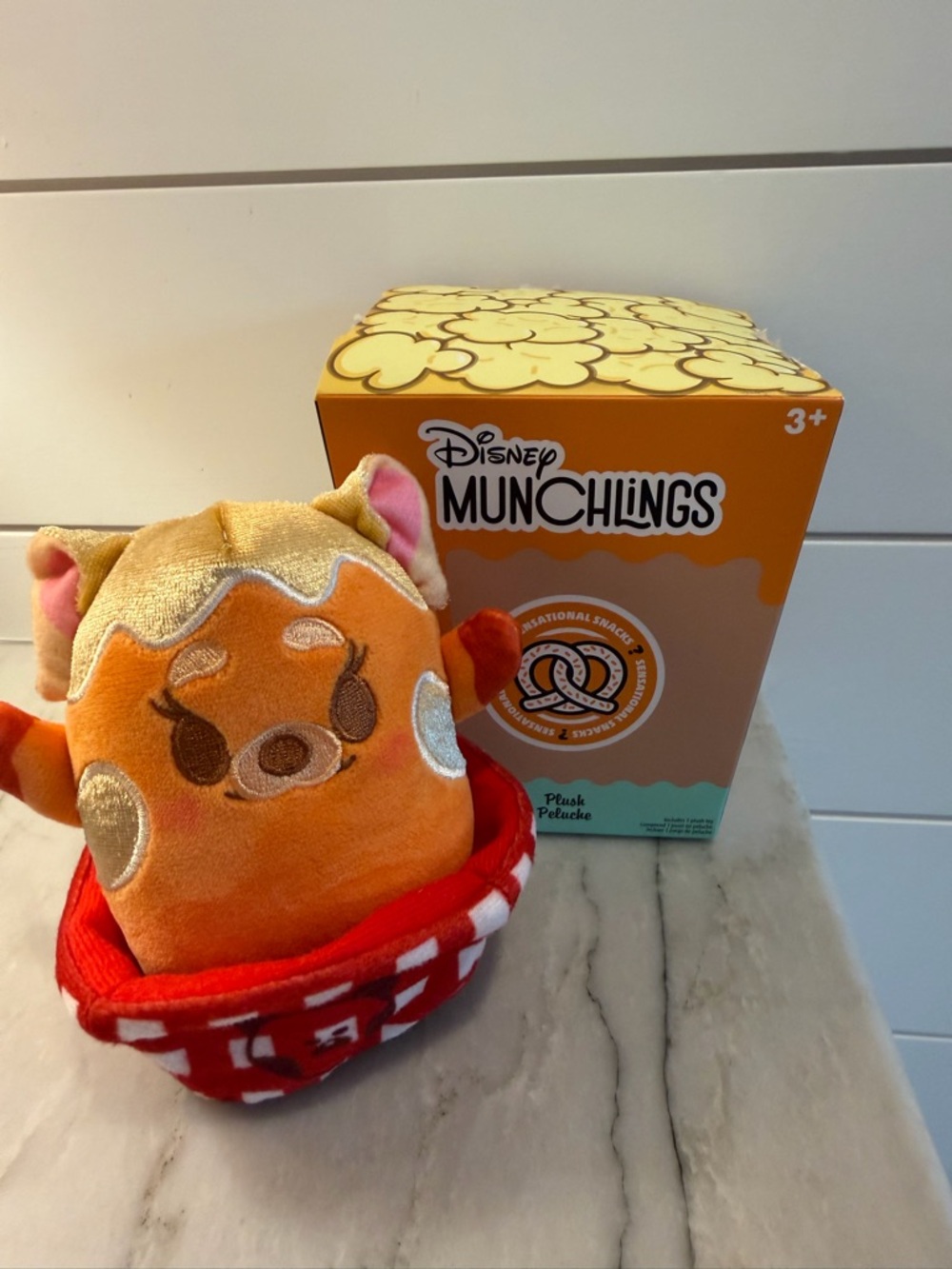 Disney Parks Munchlings - Sensational Snacks - Panda Meilin Poutine